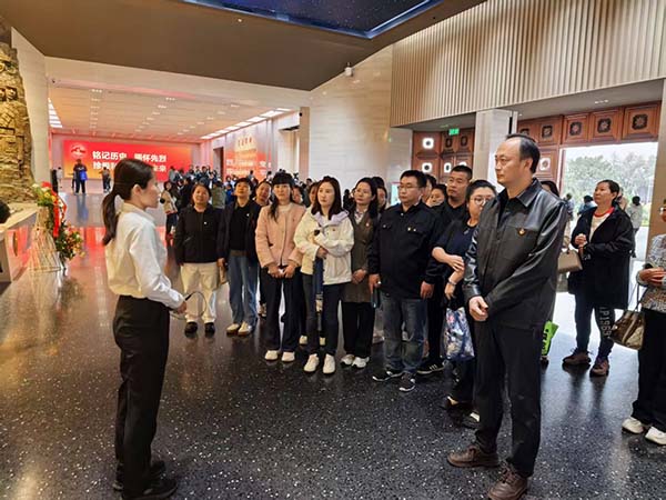 “传承抗战精神 践行初心使命”　——我院党委组织开展参观中国人民抗日战争纪念馆主题党日活动